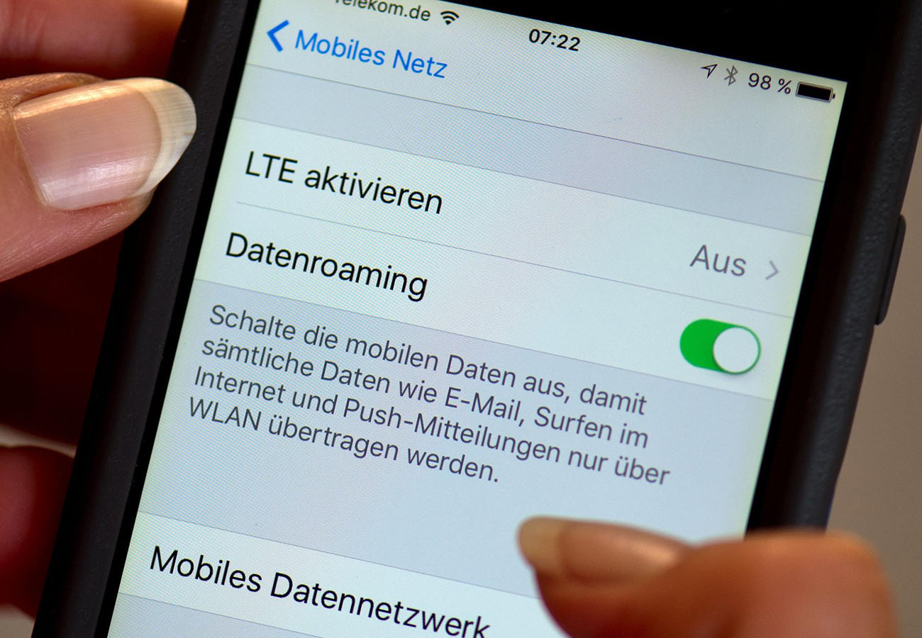 Roaming-Gebühren und Handykosten im Flugzeug: Was du wissen solltest